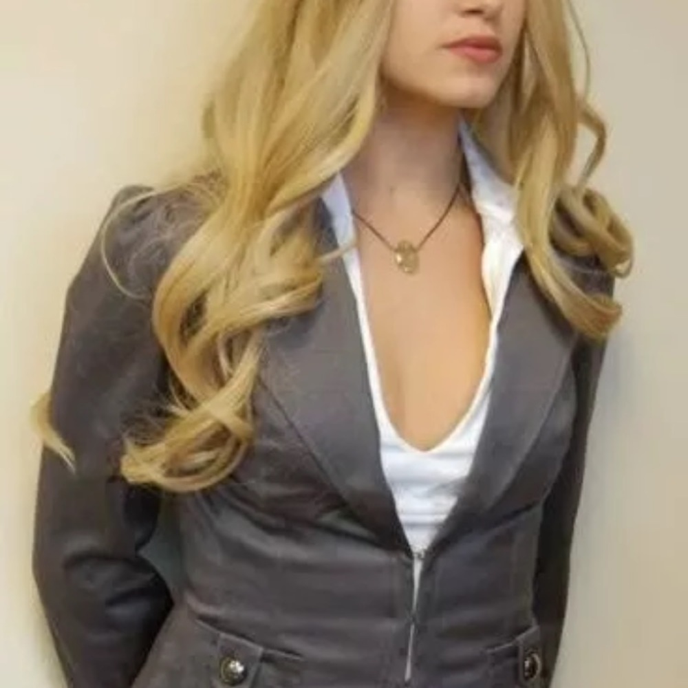 Twilight Rosalie Hale Guess Darla Blazer - Picture 3 of 6